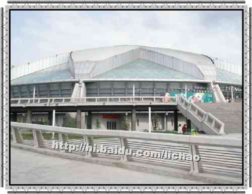 新疆體育中心場(chǎng)館圖